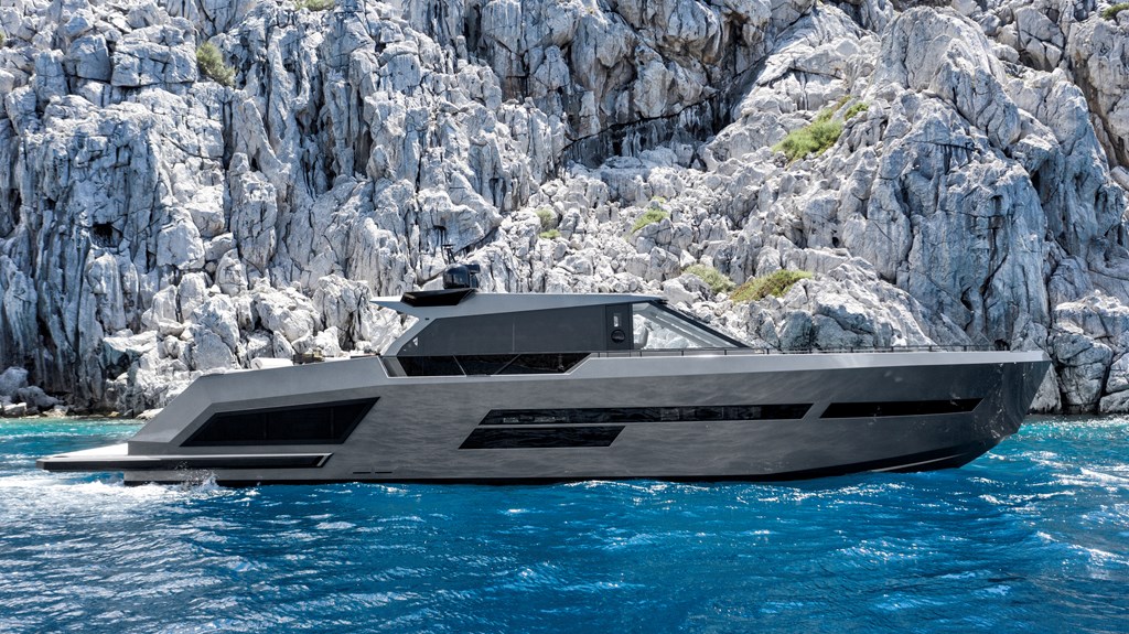 Mazu Yachts Delivered To Owner The New 40 Knots Mazu 82 The One Yacht Design